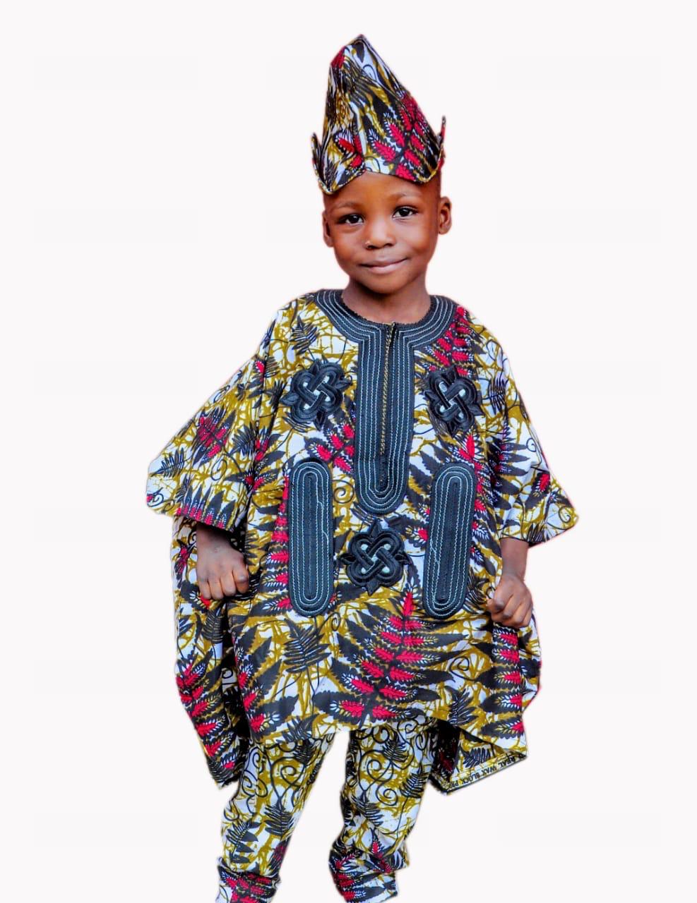 Nigerian Ankara Embroidered Danshiki Outfit set for Boys Traditional African Wax Cotton Print Set with Cap for Weddings, Church daily wear